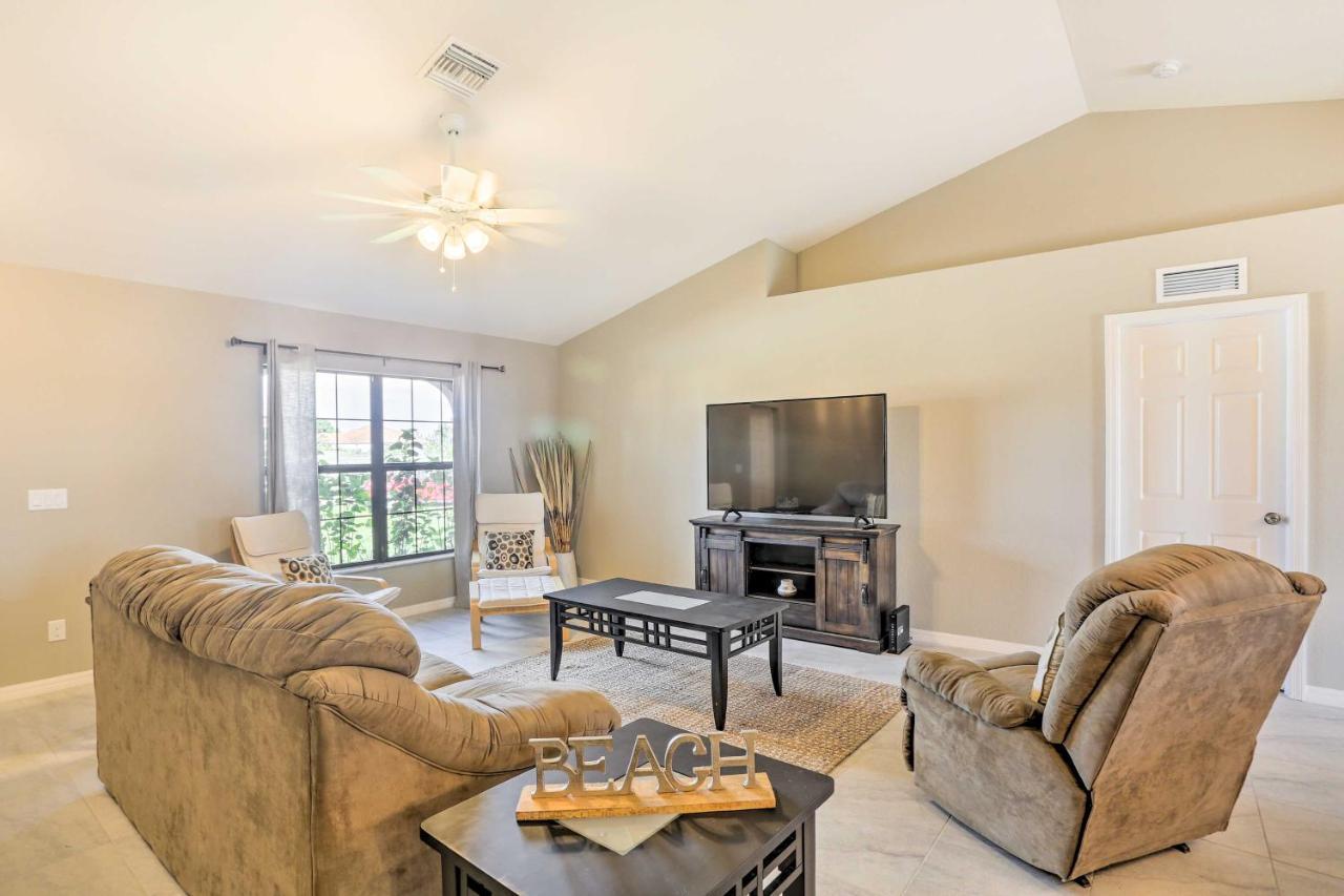 Central Cape Coral House With Private Screened Pool! エクステリア 写真
