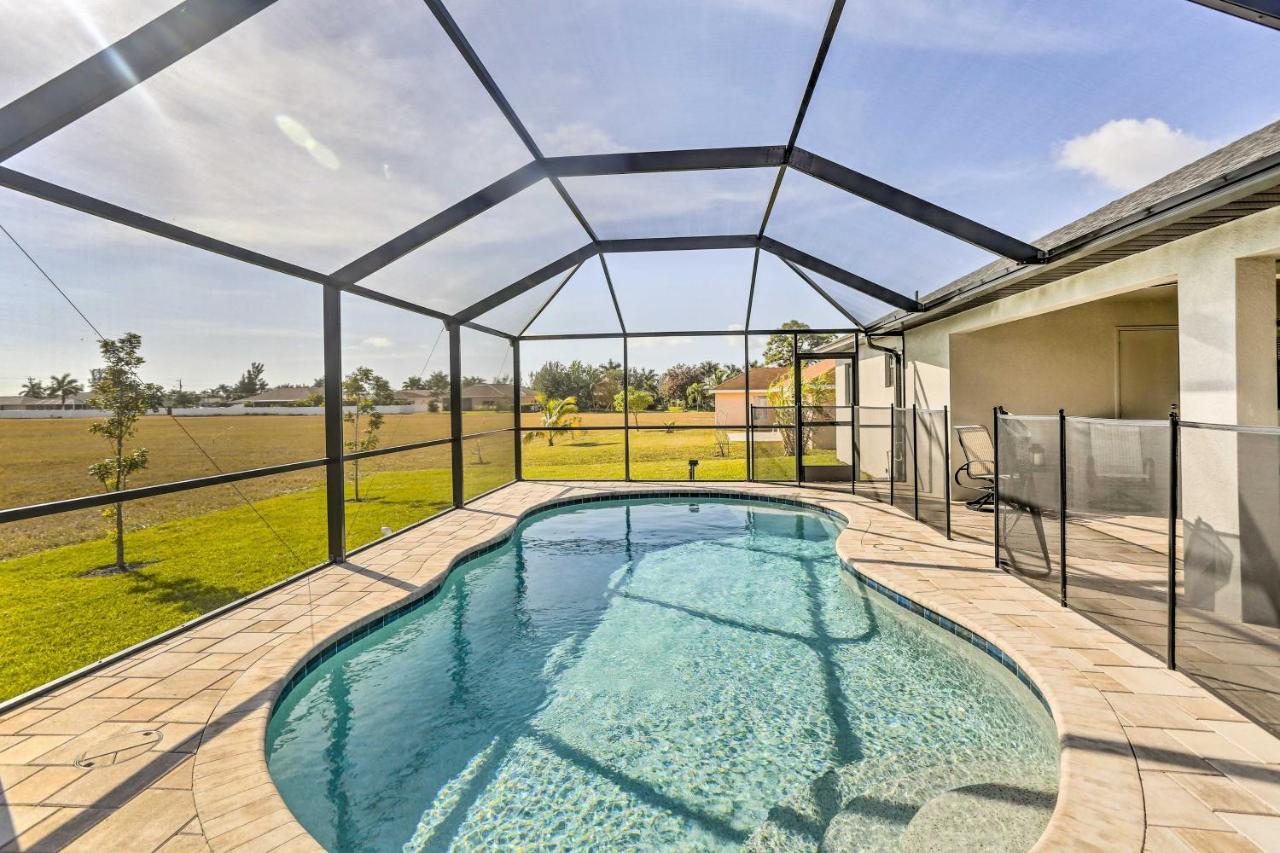 Central Cape Coral House With Private Screened Pool! エクステリア 写真