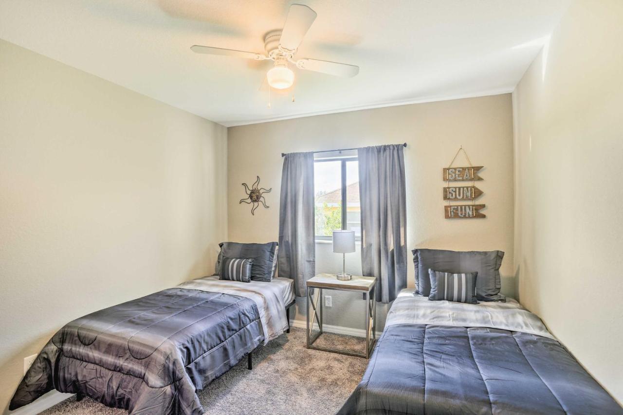 Central Cape Coral House With Private Screened Pool! エクステリア 写真